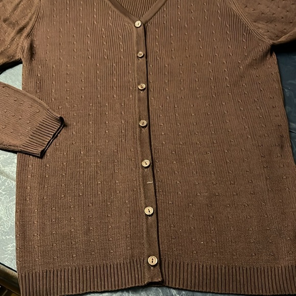 Cosmopolitan New York 2 Piece Twin Cardigan Sweater Set Size S Brown - Picture 8 of 10